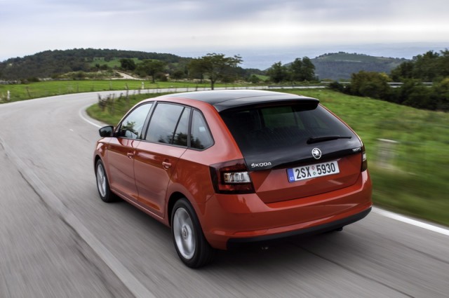 Car Reviews | Skoda Rapid Spaceback | CompleteCar.ie