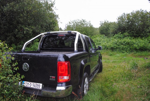 Car Reviews | Volkswagen Amarok auto | CompleteCar.ie