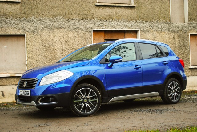 Car Reviews | Suzuki SX4 S-Cross | CompleteCar.ie