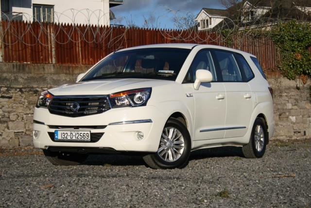 Car Reviews | SsangYong Rodius | CompleteCar.ie