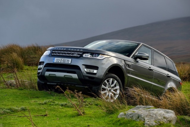 Car Reviews | Range Rover Sport | CompleteCar.ie