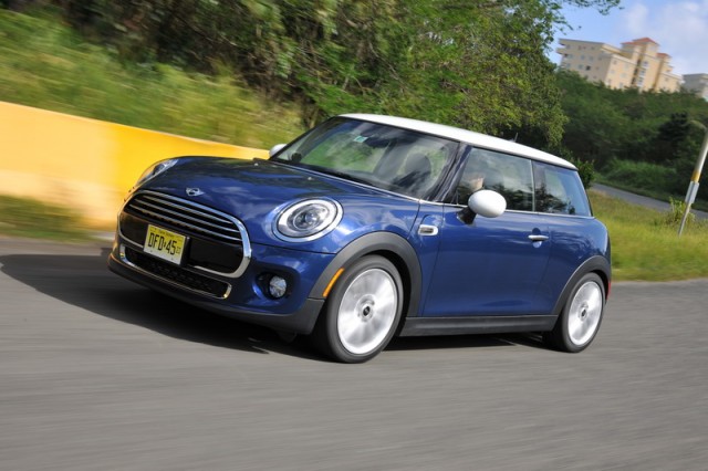 Car Reviews | MINI Cooper | CompleteCar.ie