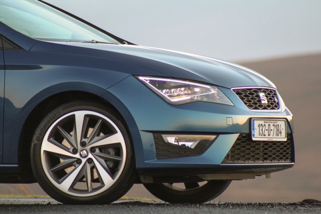 Car Reviews | SEAT Leon | CompleteCar.ie