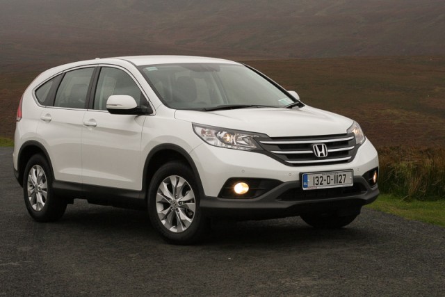 Car Reviews | Honda CR-V 1.6 i-DTEC | CompleteCar.ie
