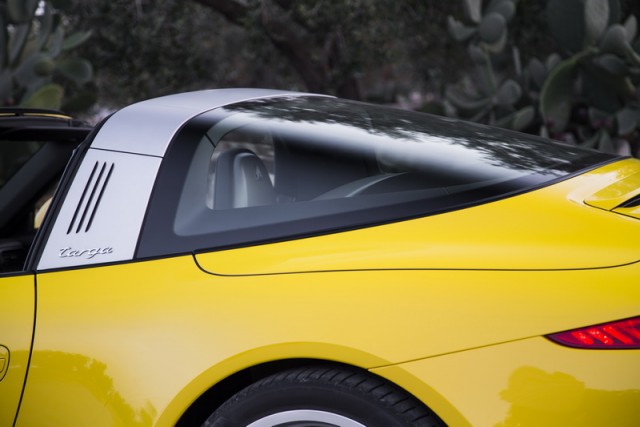 Car Reviews | Porsche 911 Targa | CompleteCar.ie