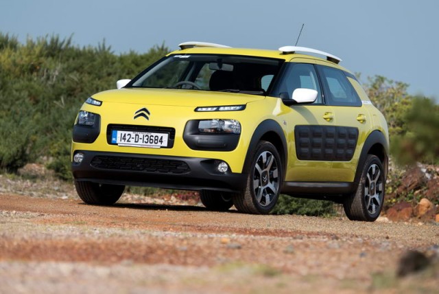 Car Reviews | Citroen C4 Cactus | CompleteCar.ie