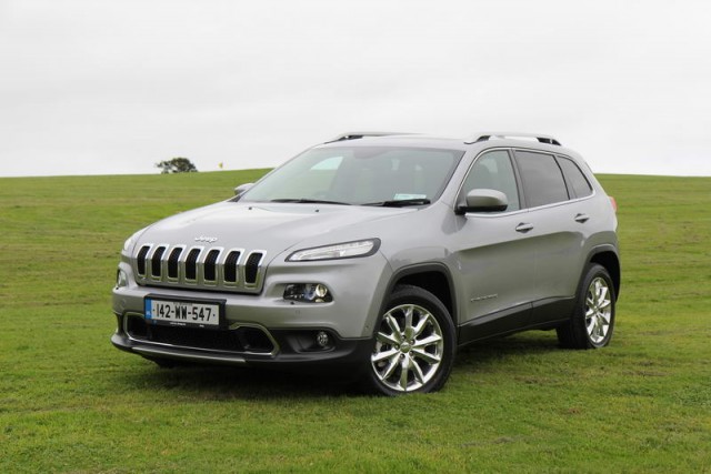 Car Reviews | Jeep Cherokee | CompleteCar.ie