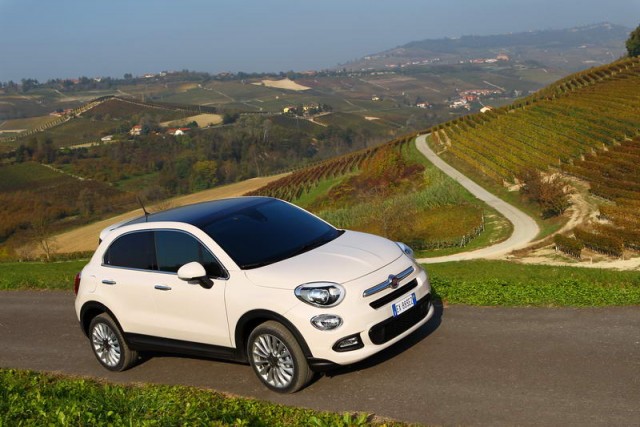 Car Reviews | Fiat 500X | CompleteCar.ie