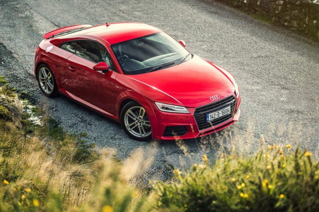 Car Reviews | Audi TT | CompleteCar.ie