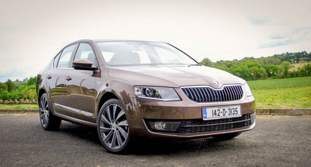 Car Reviews | Skoda Octavia L&K | CompleteCar.ie