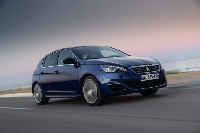 Car Reviews | Peugeot 308 GT | CompleteCar.ie