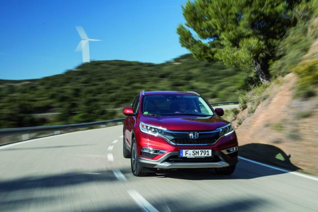 Car Reviews | Honda CR-V 1.6 i-DTEC AWD | CompleteCar.ie