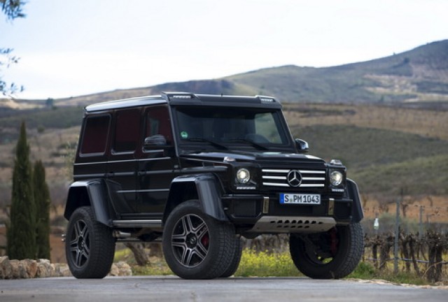 Car Reviews | Mercedes-Benz G 500 (4x4) | CompleteCar.ie