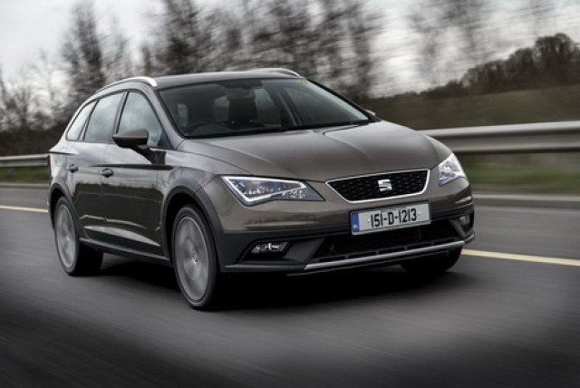 Car Reviews | SEAT Leon X-Perience | CompleteCar.ie