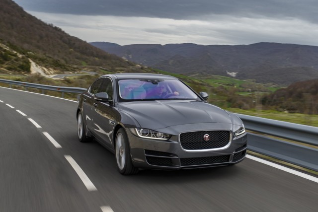 Car Reviews | Jaguar XE 2.0d | CompleteCar.ie