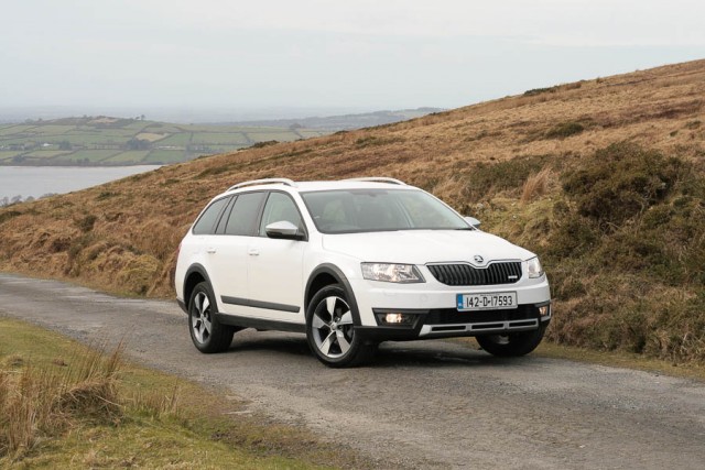 Car Reviews | Skoda Octavia Scout | CompleteCar.ie