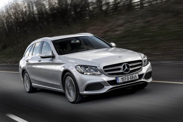Car Reviews | Mercedes-Benz C-Class Estate | CompleteCar.ie