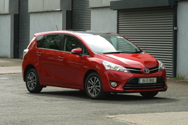 Car Reviews | Toyota Verso | CompleteCar.ie