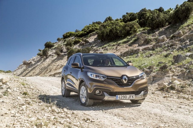 Car Reviews | Renault Kadjar | CompleteCar.ie