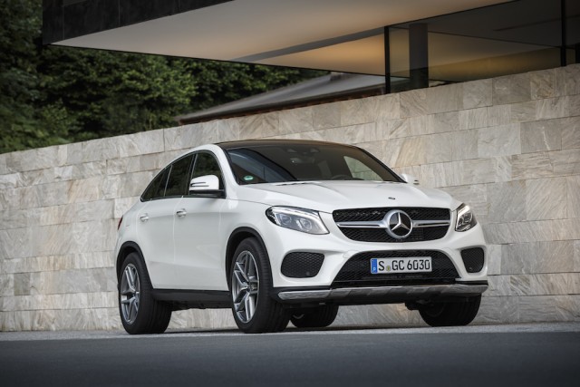 Car Reviews | Mercedes-Benz GLE 350 d Coupe | CompleteCar.ie