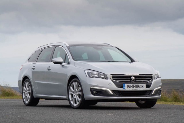 Car Reviews | Peugeot 508 SW | CompleteCar.ie