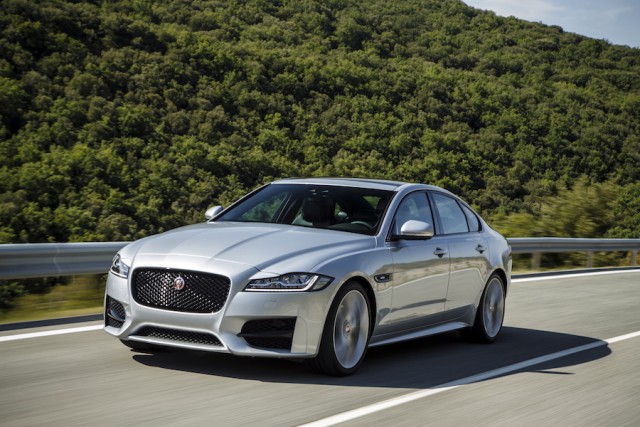 Car Reviews | Jaguar XF | CompleteCar.ie