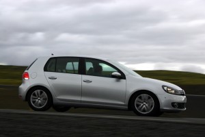 Car Reviews | Volkswagen Golf | CompleteCar.ie