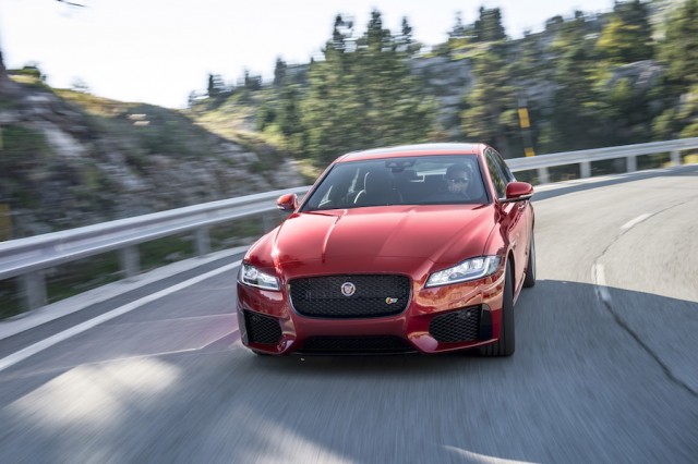 Car Reviews | Jaguar XF S | CompleteCar.ie