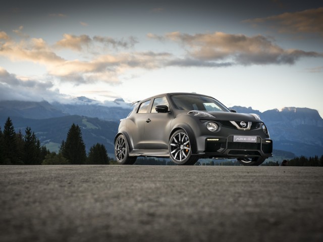 Car Reviews | Nissan Juke-R 2.0 | CompleteCar.ie