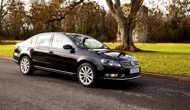 Car Reviews | Volkswagen Passat | CompleteCar.ie