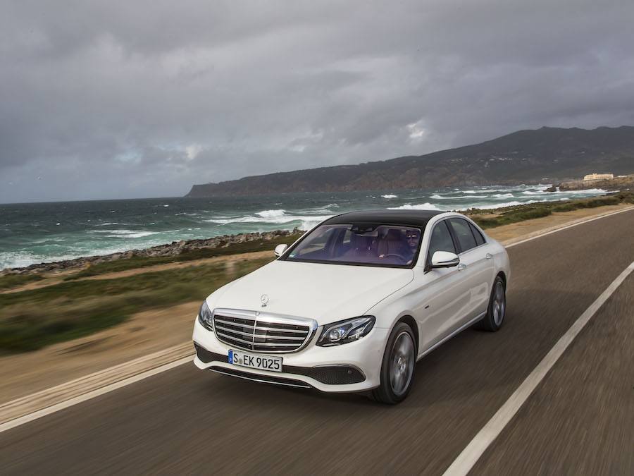 Car Reviews | Mercedes-Benz E 350e PHEV | CompleteCar.ie