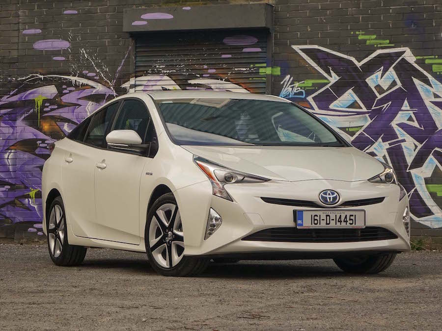 Car Reviews | Toyota Prius | CompleteCar.ie