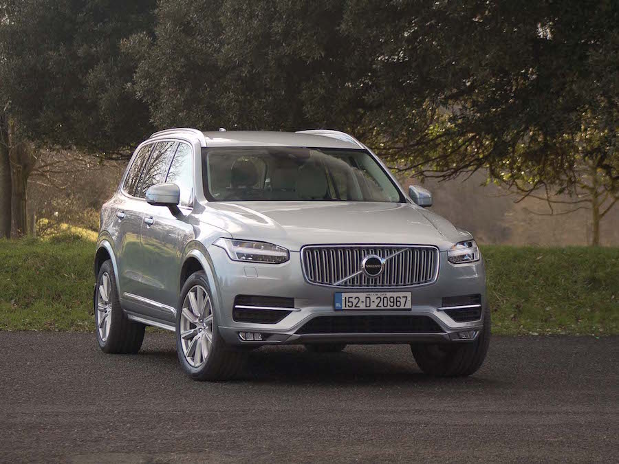 Car Reviews | Volvo XC90 D4 FWD | CompleteCar.ie