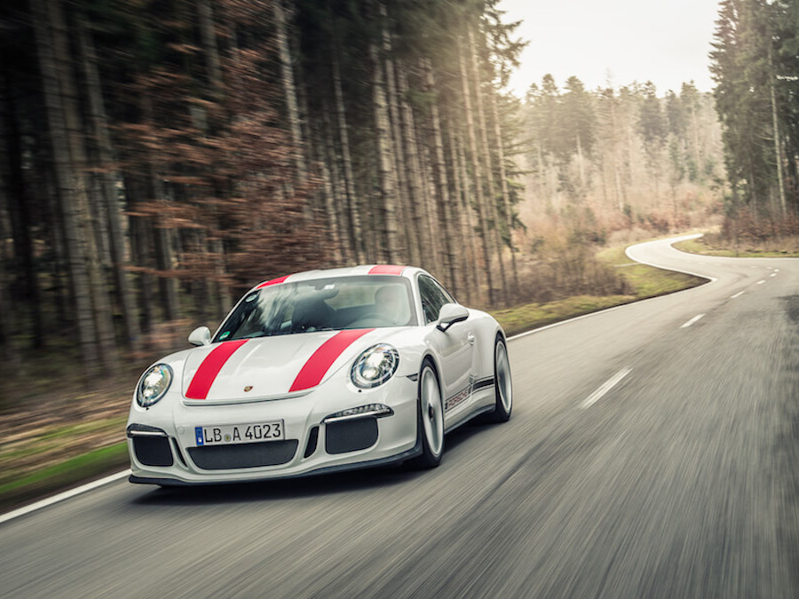 Car Reviews | Porsche 911 R | CompleteCar.ie