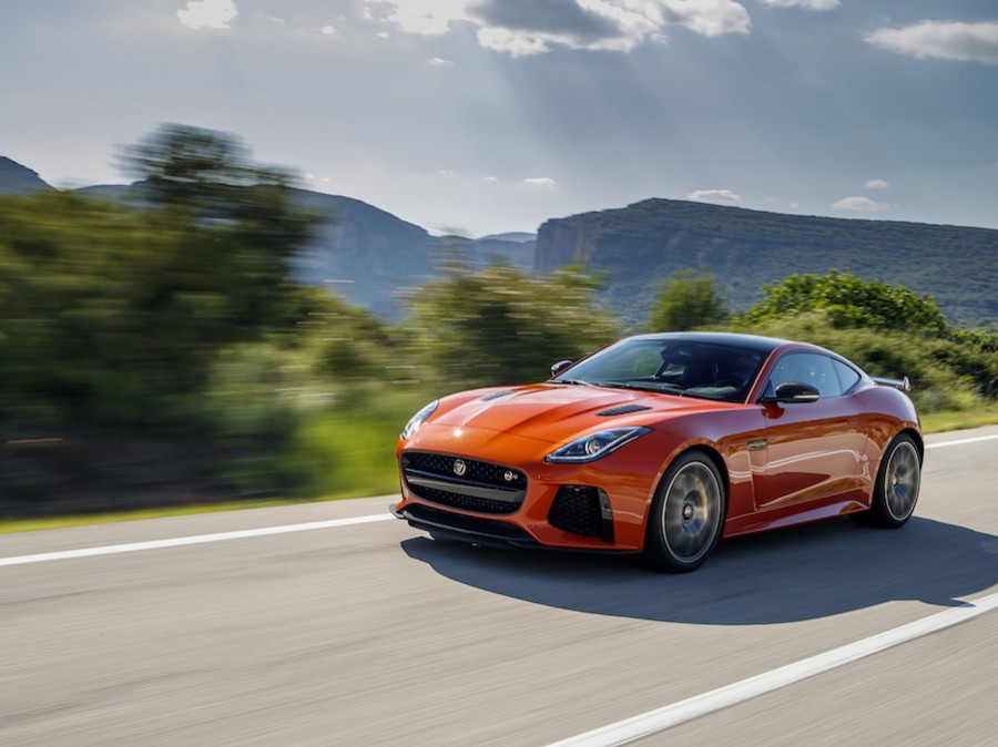 Car Reviews | Jaguar F-Type SVR | CompleteCar.ie