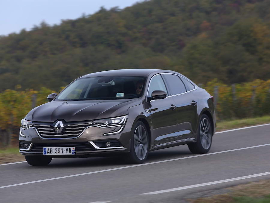 Car Reviews | Renault Talisman | CompleteCar.ie