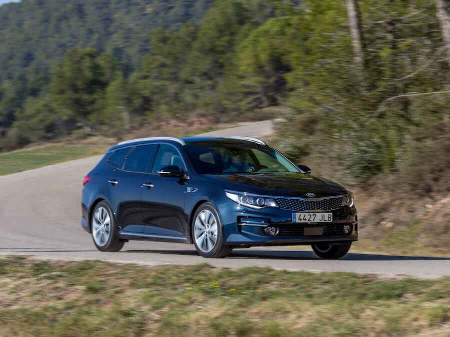 Car Reviews | Kia Optima Sportswagon | CompleteCar.ie