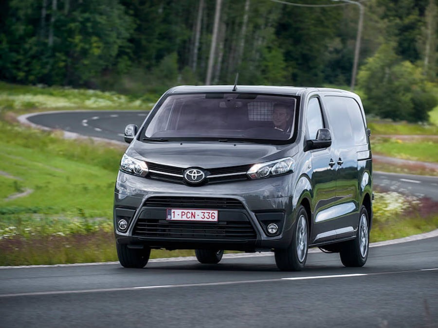 Car Reviews | Toyota Proace | CompleteCar.ie