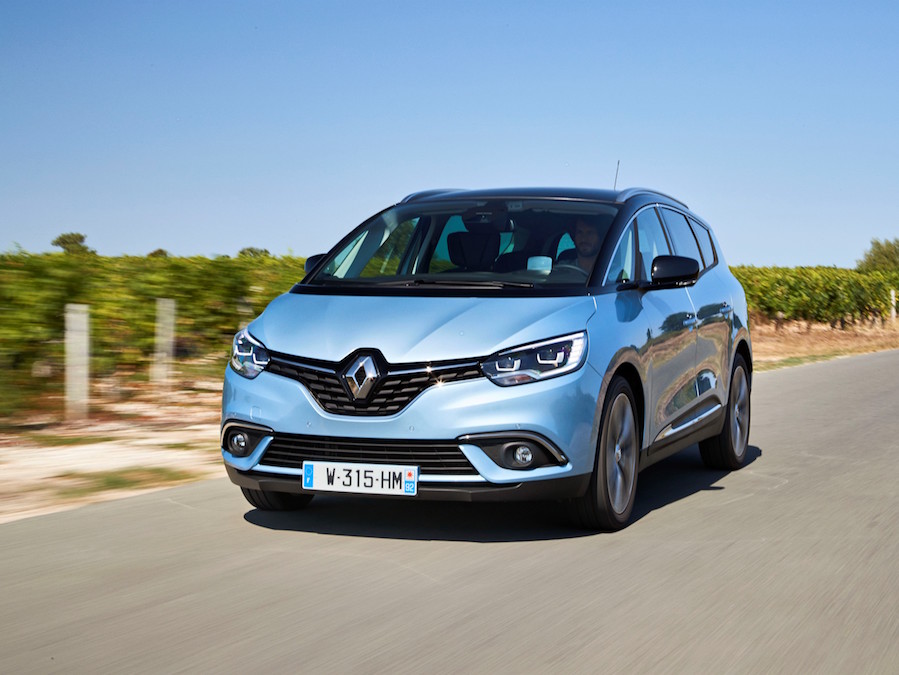 Car Reviews | Renault Grand Scenic | CompleteCar.ie