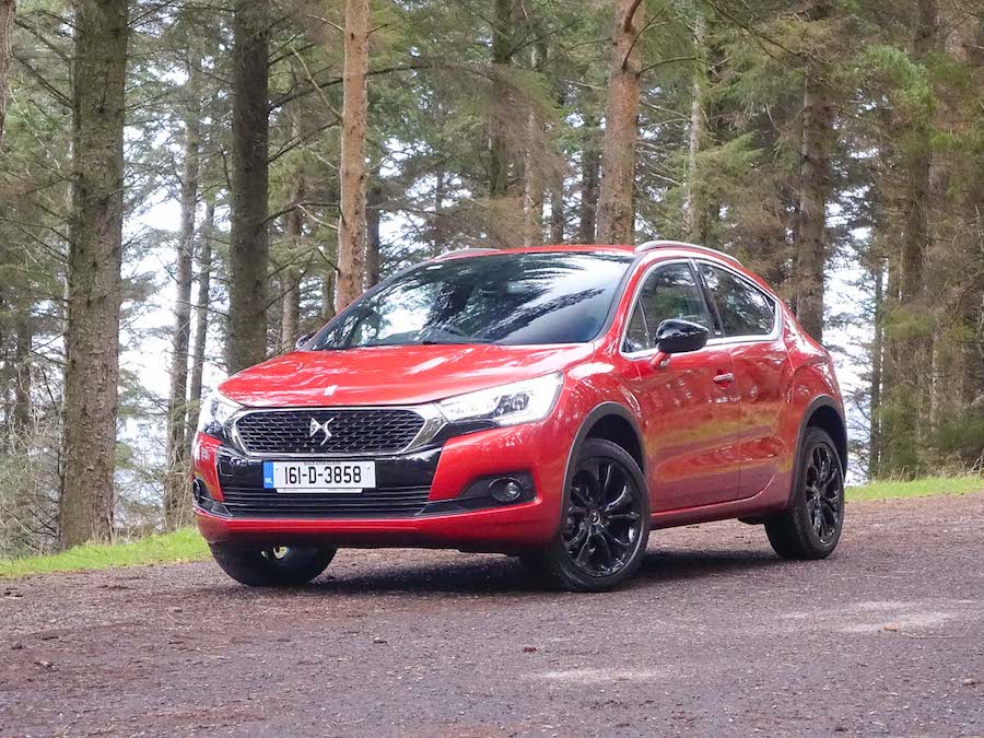 Car Reviews | DS 4 Crossback | CompleteCar.ie