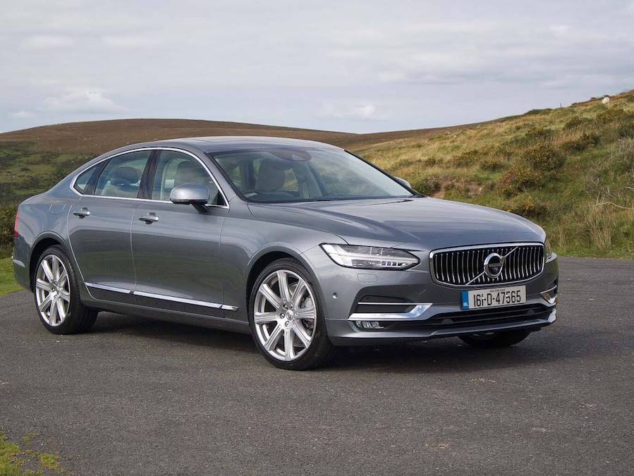 Car Reviews | Volvo S90 | CompleteCar.ie