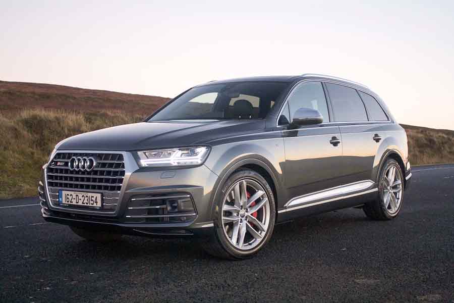 Car Reviews | Audi SQ7 TDI | CompleteCar.ie