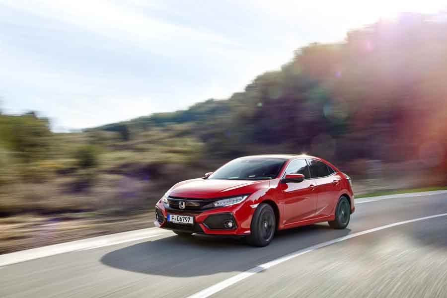 Car Reviews | Honda Civic 1.0 VTEC Turbo | CompleteCar.ie