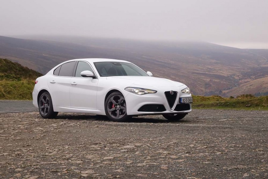 Car Reviews | Alfa Romeo Giulia 2.2 JTD Super Sport | CompleteCar.ie