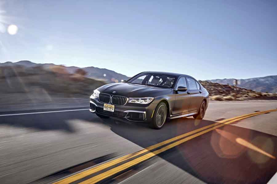Car Reviews | BMW M760Li xDrive | CompleteCar.ie