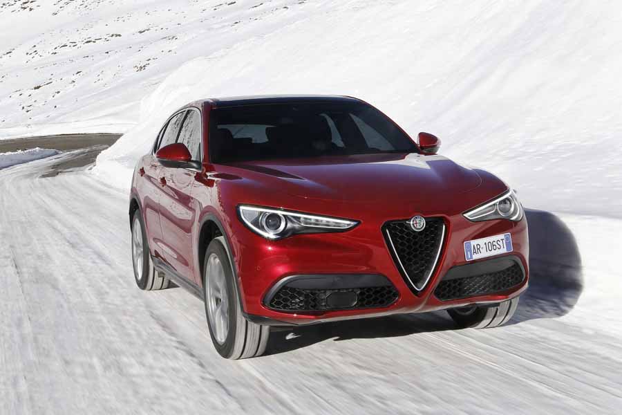 Car Reviews | Alfa Romeo Stelvio | CompleteCar.ie