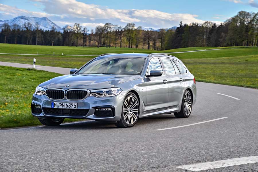 Car Reviews | BMW 530d M Sport Touring | CompleteCar.ie