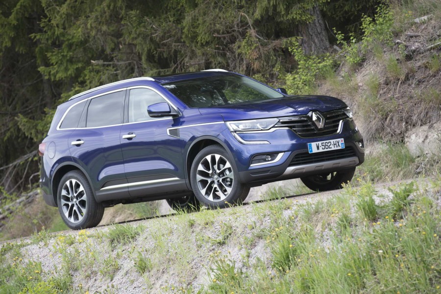 Car Reviews | Renault Koleos 1.6 diesel | CompleteCar.ie