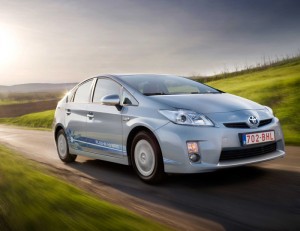 Car Reviews | Toyota Prius | CompleteCar.ie