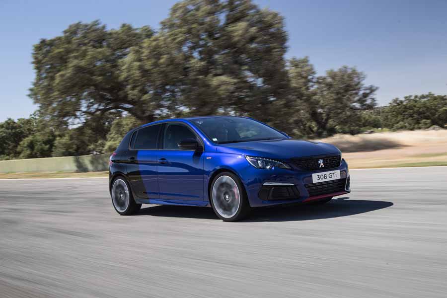 Car Reviews | Peugeot 308 GTi | CompleteCar.ie